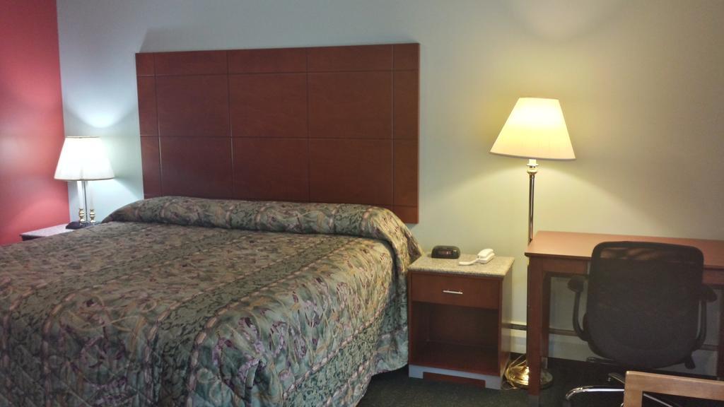 Budget Inn Fairport Ruang foto